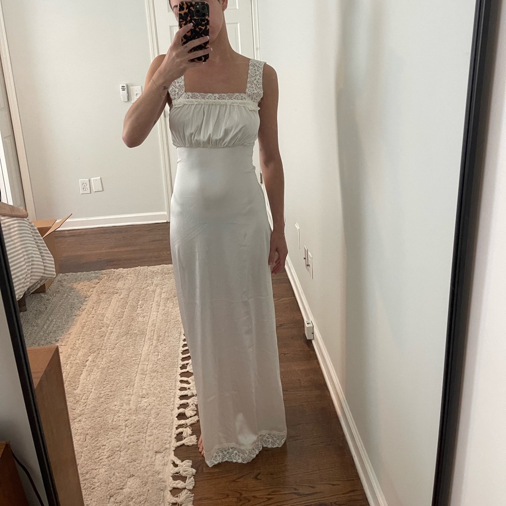 Lioness ballerina vintage dress